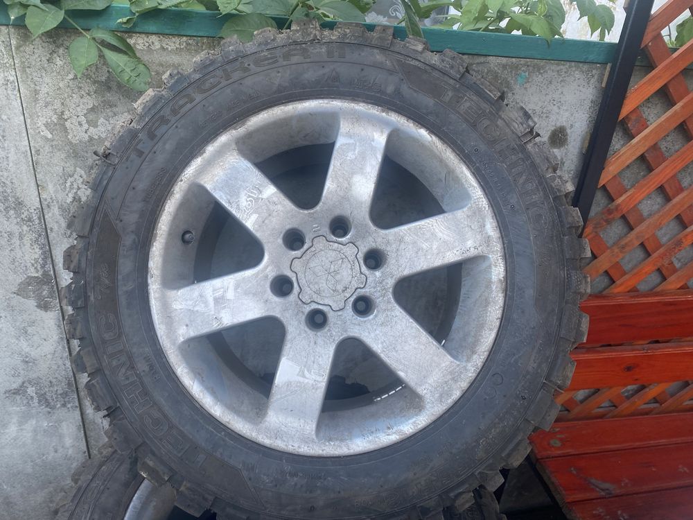 Шини з дисками Technic Tracker II 255/55/18