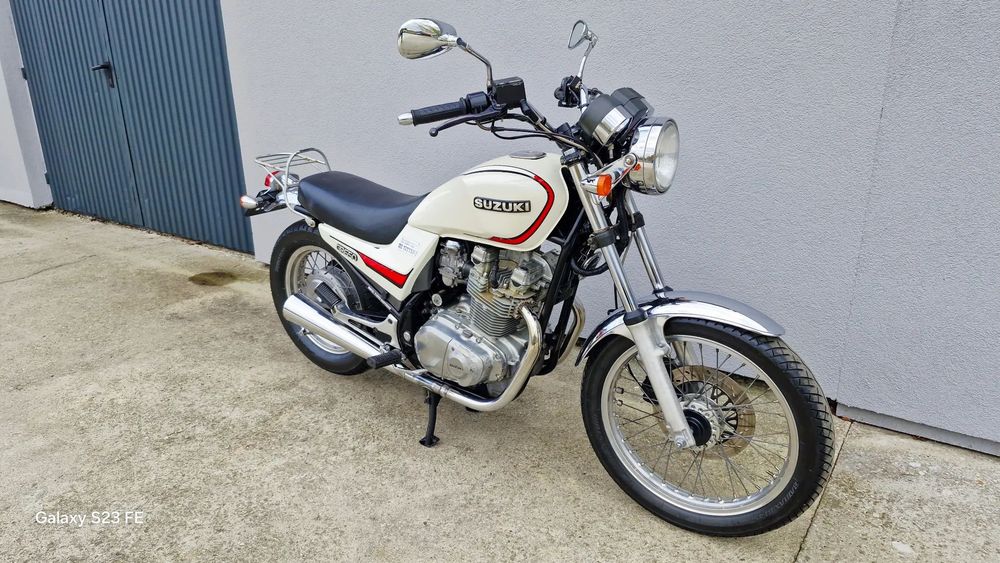 Suzuki GR Gr650x Gr 650 dwa cylindry cb gs xj cbx 750 raty LaMotor Wola