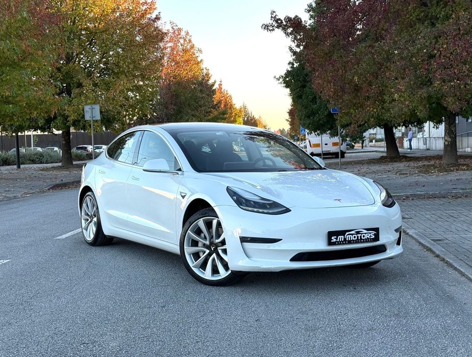 Tesla Model 3 Long Range AWD Dual Motor