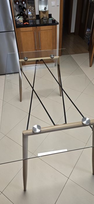 Mesa de jantar tampo de vidro