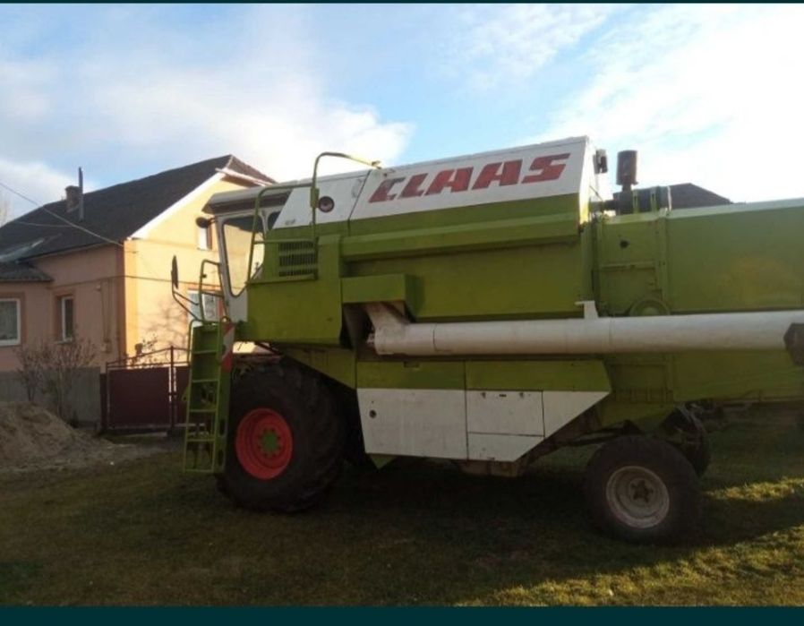 Продам комбайн і флекс жатку