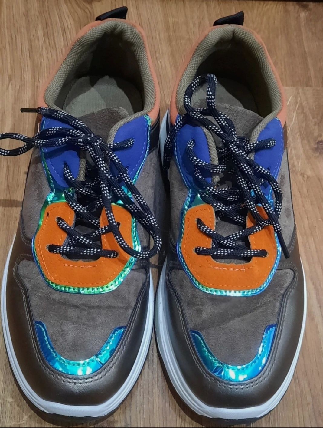 Sneakersy rozm.40