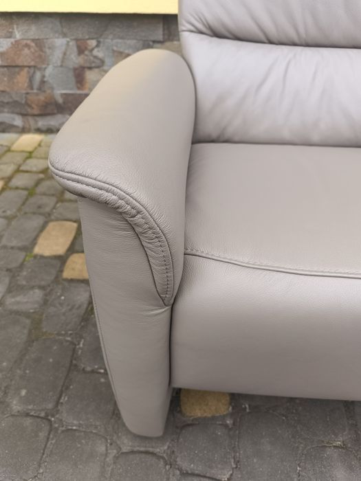 Шкіряний диван, офіс