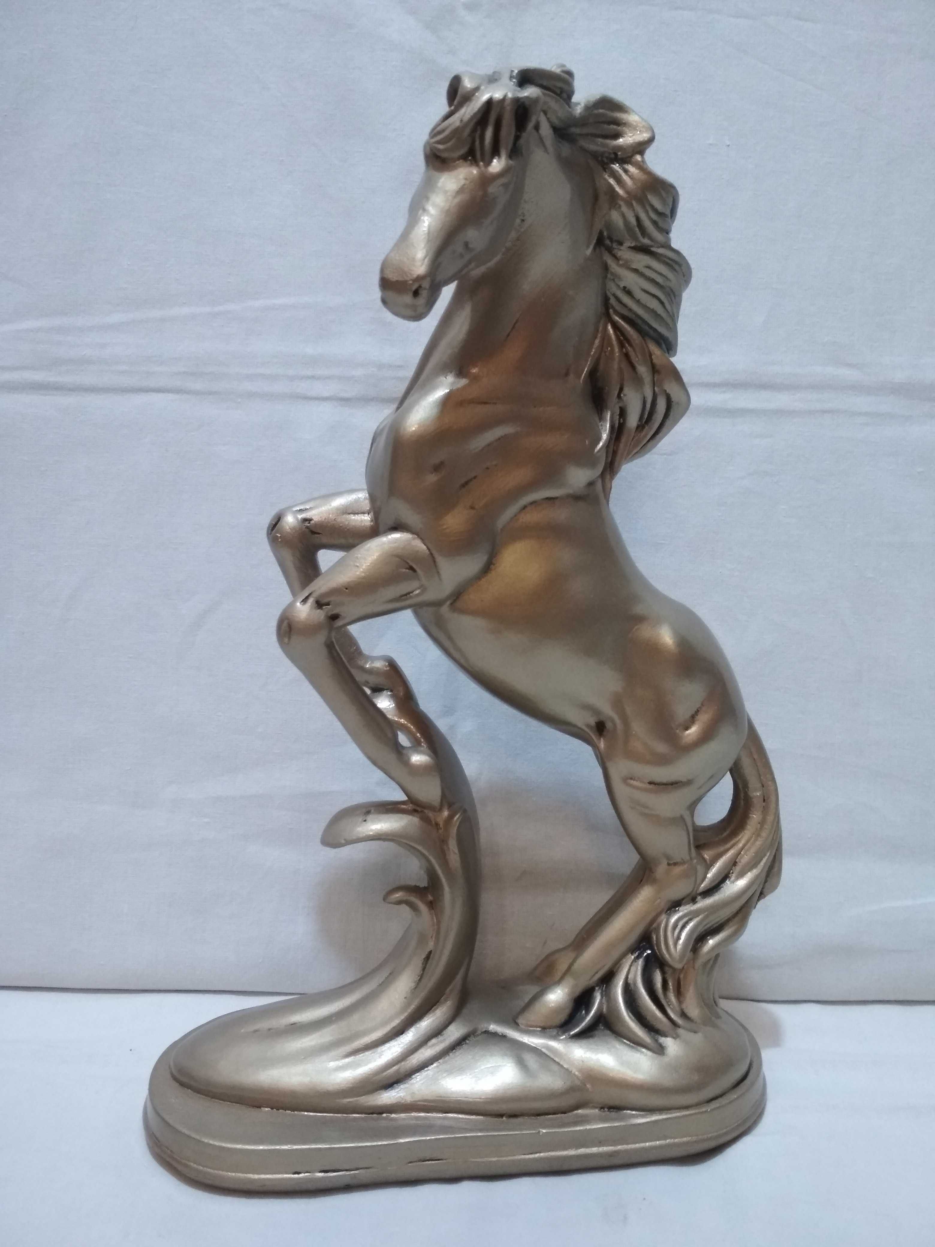 Статуэтка коня, фигура Конь, коллекция Коней, всадник, жеребец. Новая!