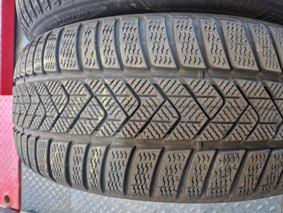 Pirelli 235/50R19 Sottozero 3 MO 22r