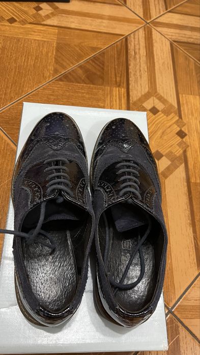 Туфли классика , замш . Італія 36р кожа