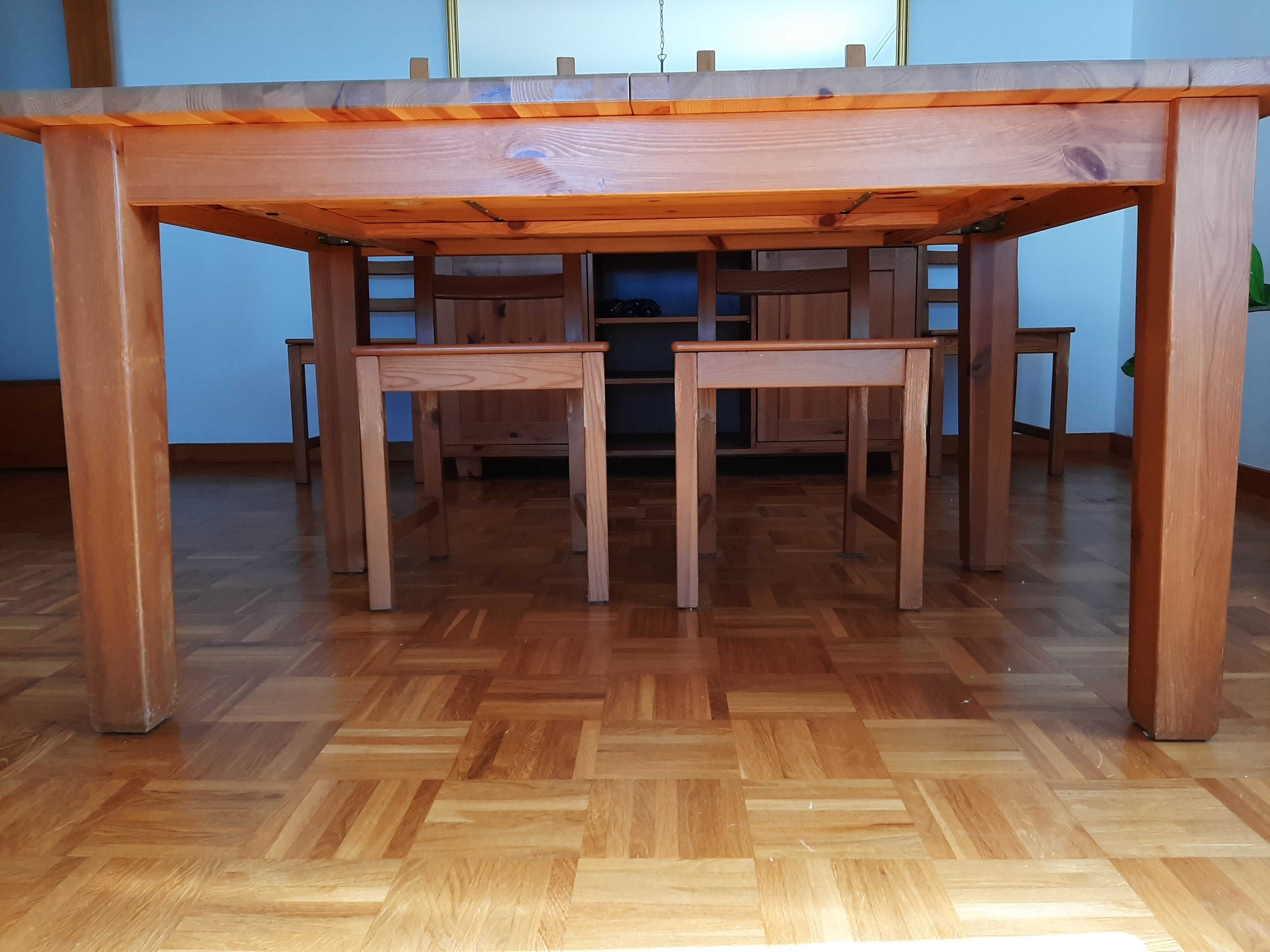 Mesa jantar e aparador e 6 cadeiras