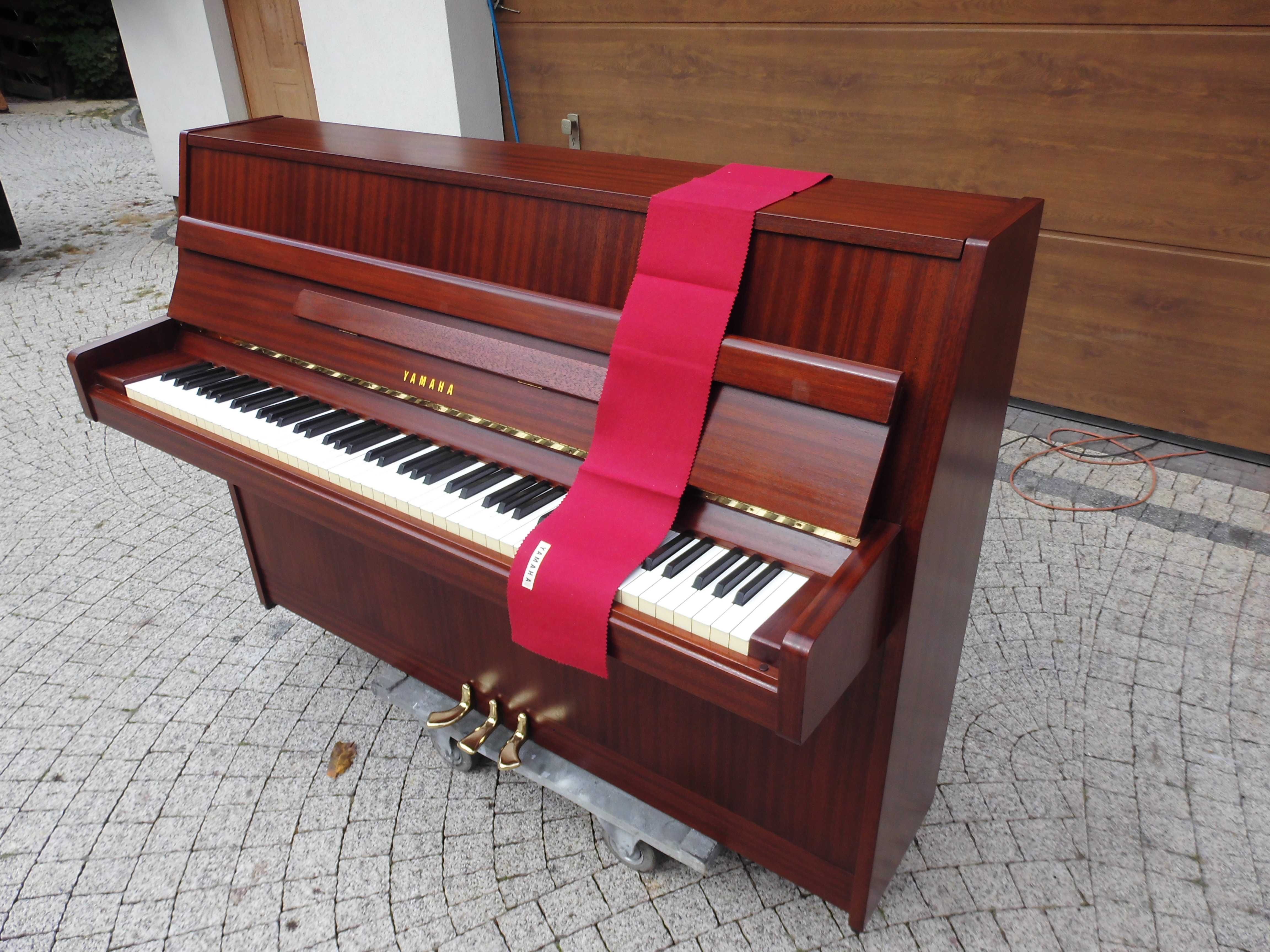 Pianino Japońskie Yamaha model M5J na gotowo z transportem