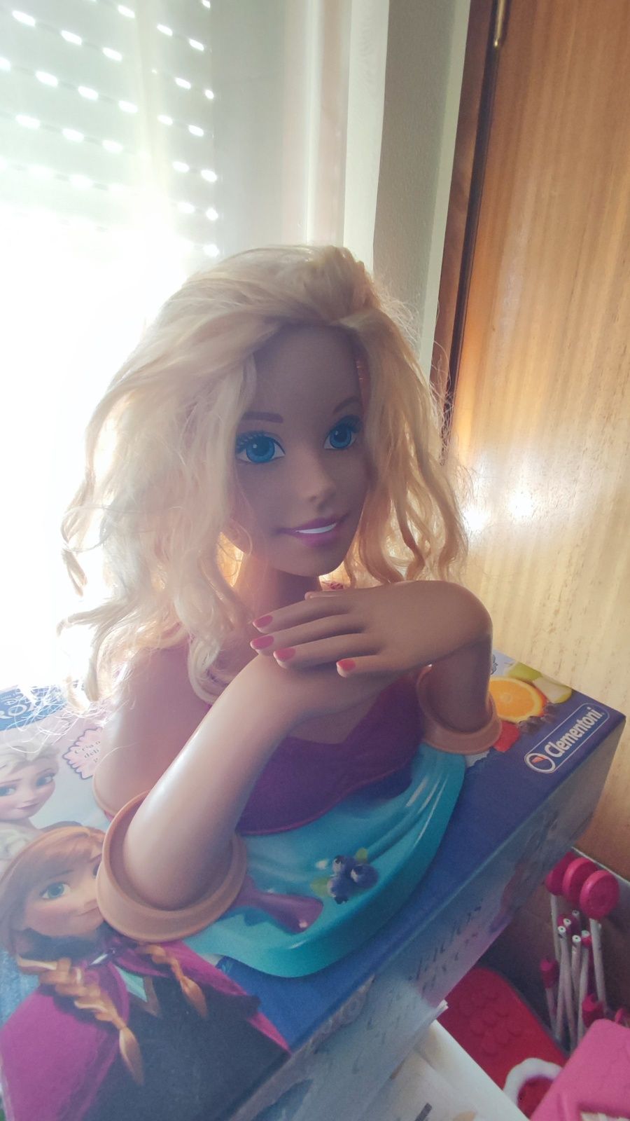 Boneca Barbie busto