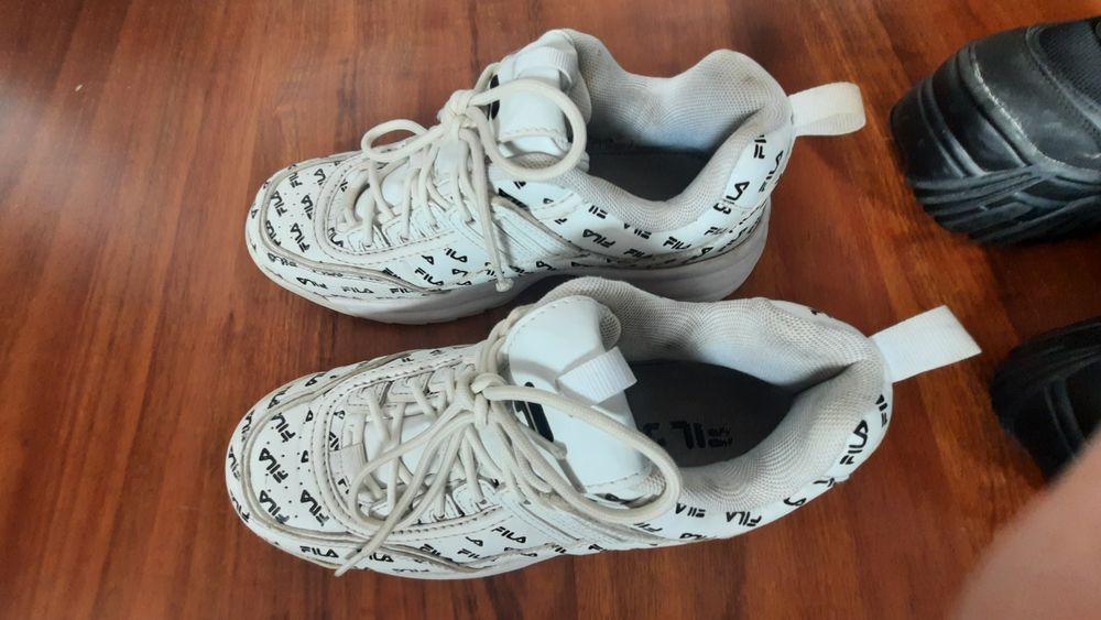 Buty fila białe stan bardzo dobry