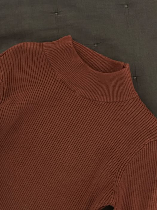 Кофта , тепла , коричнева