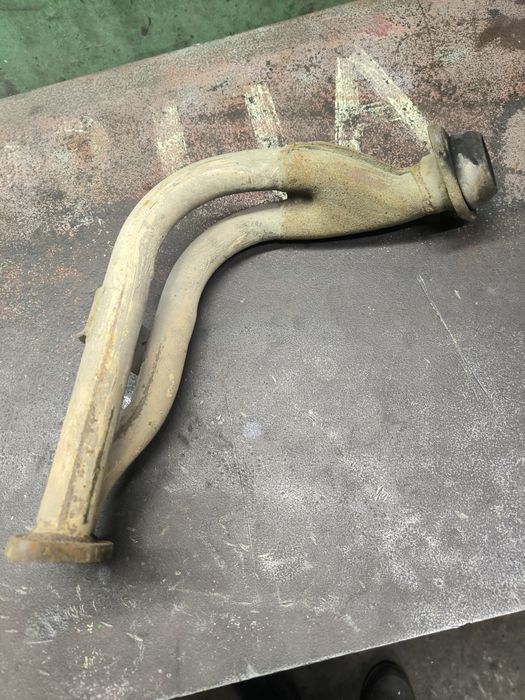 Коллектор резонатор Заз 1102 Таврия Славута