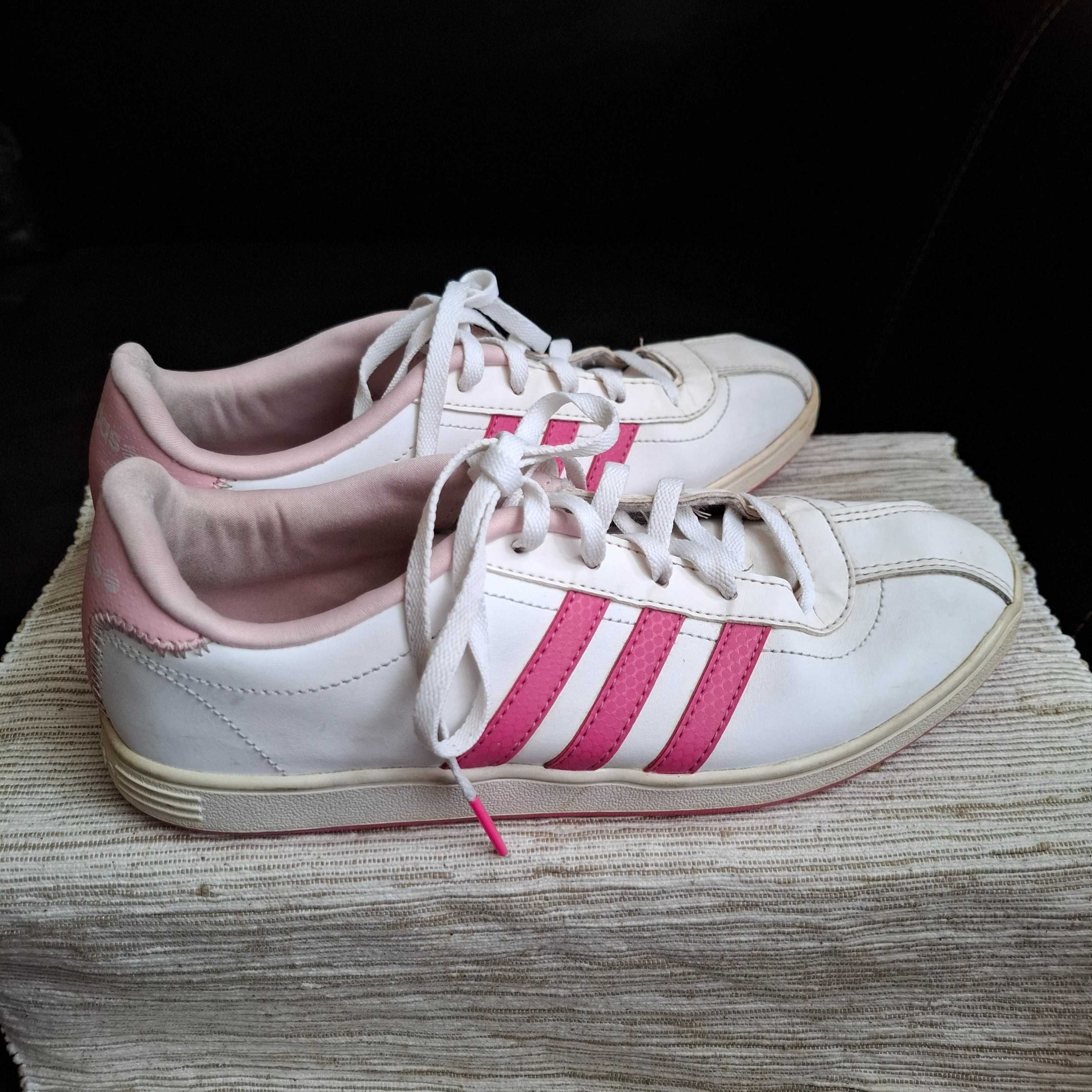 Buty sportowe adidas białe z różowymi paskami rozmiar 38