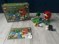 Klocki Lego Minecraft nr 21153 Hodowla Owiec