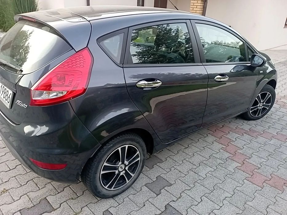 Ford Fiesta Ford Fiesta MK7 2010r. 1.25 benzyna