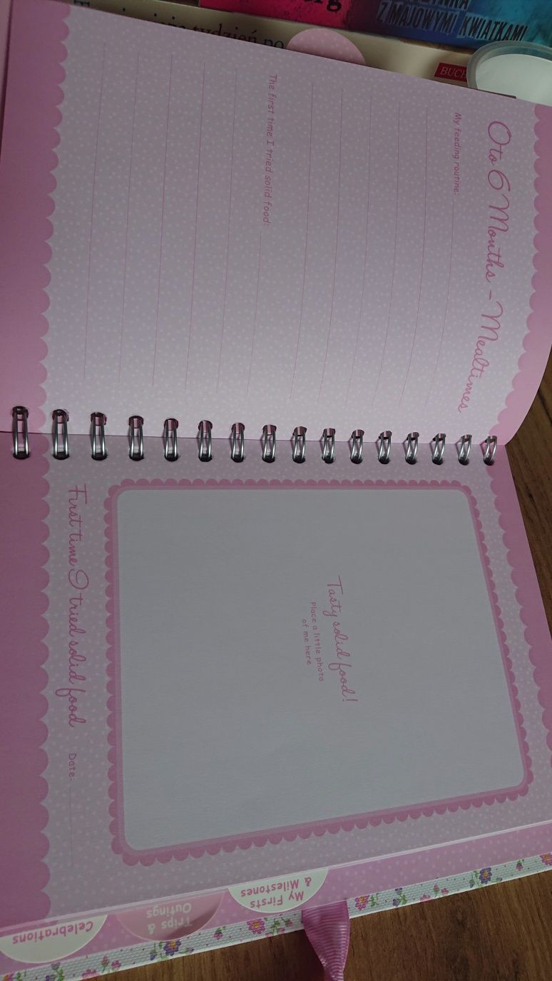 Moja pierwsza ksiazka/ My first Book Hello Kitty