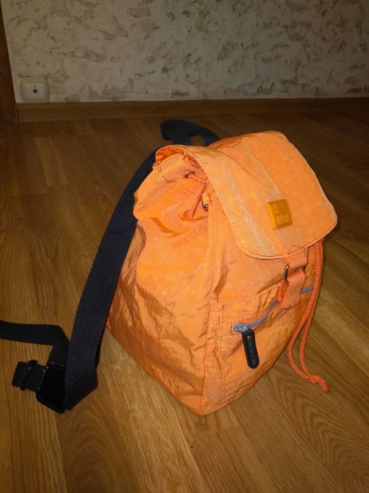 Рюкзак оранжевый квадратный