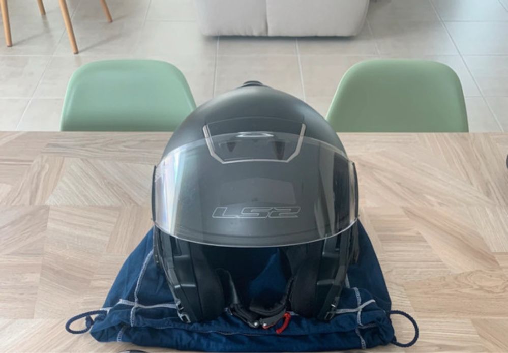 Vendo capacete LS2 FF393