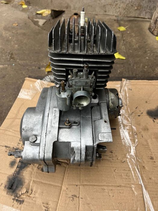 Двигун мінськ 12 вольт