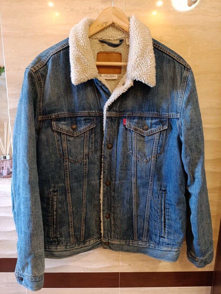 Kurtka jeansowa Premium Levi's z kożuszkiem ( L )