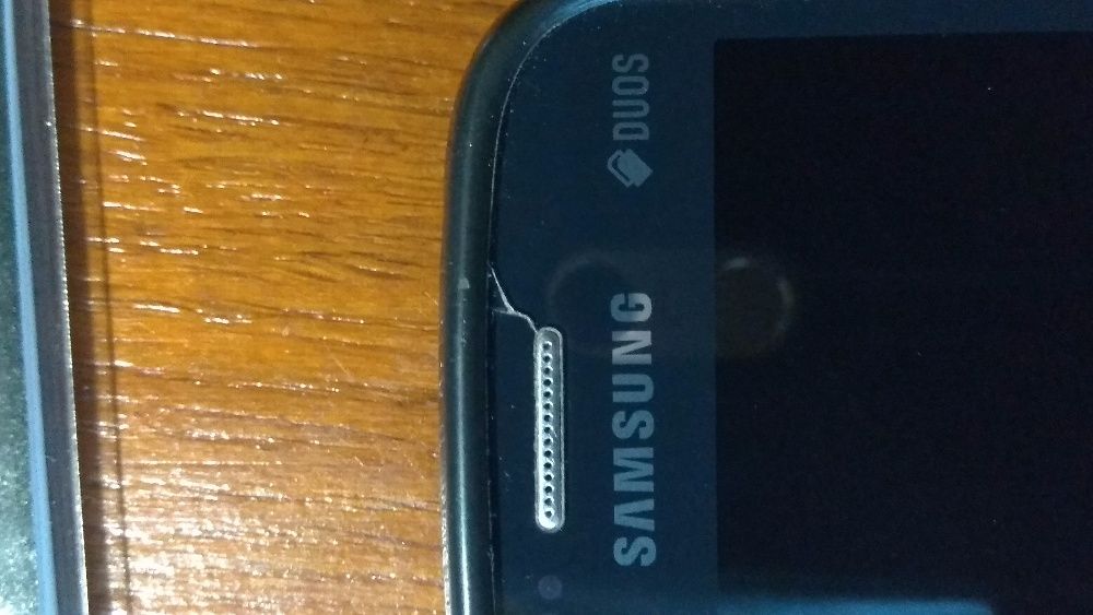 Samsung Galaxy S duos GT-S7562