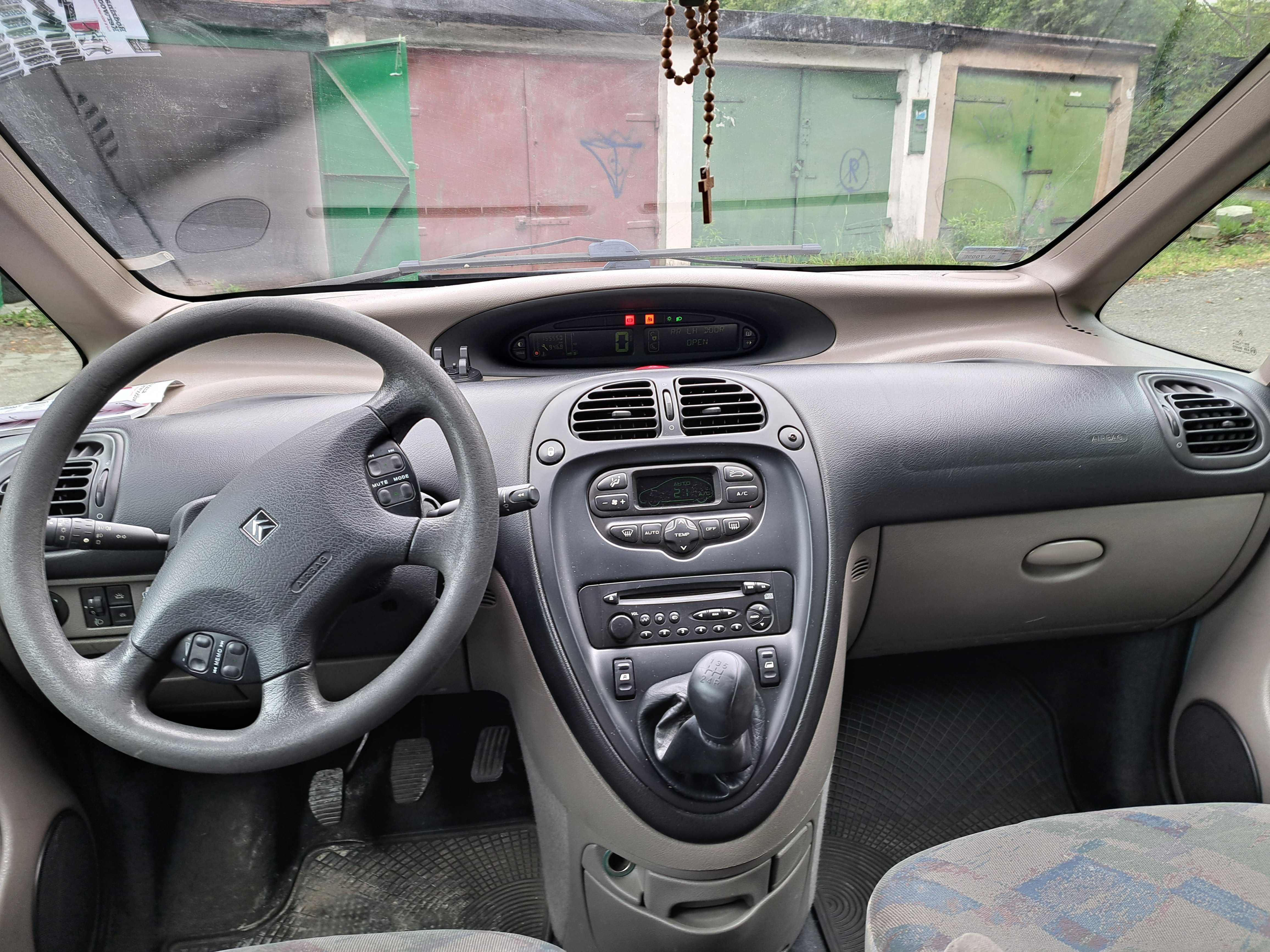 Sprzedam Citroen Xsara Picasso 1.8 benzyna