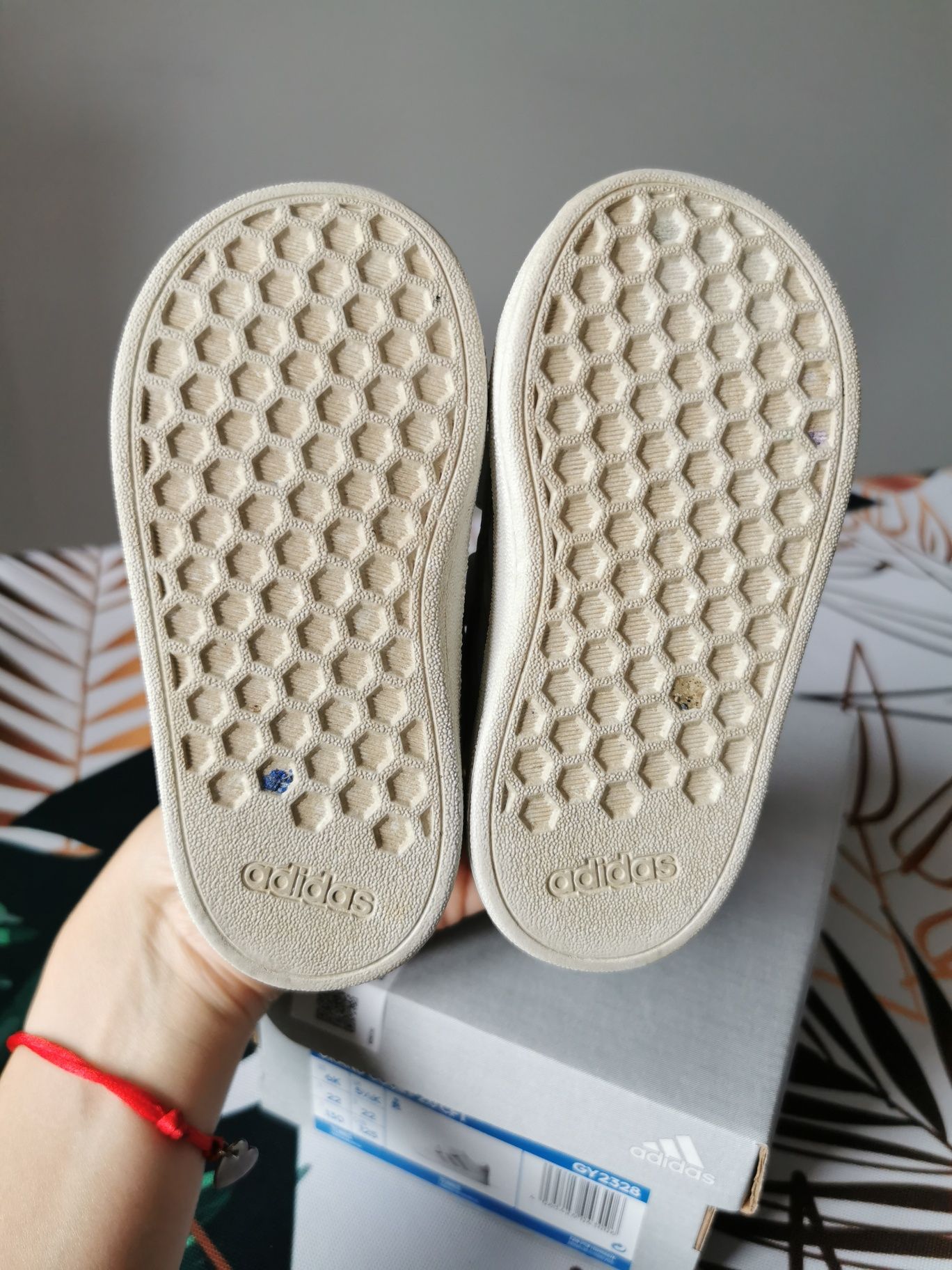 Buty Adidas rozmiar 22