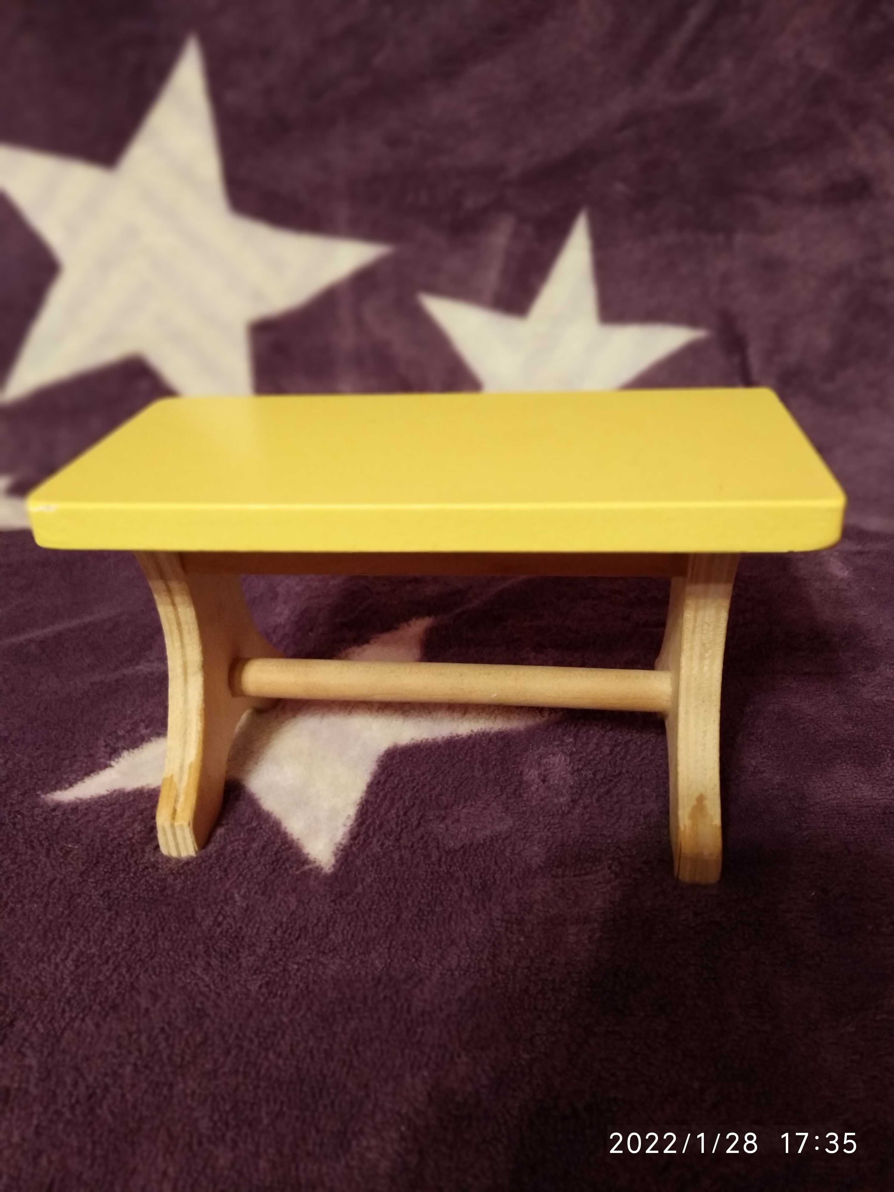Zabawki - stół i ławka dla lalek