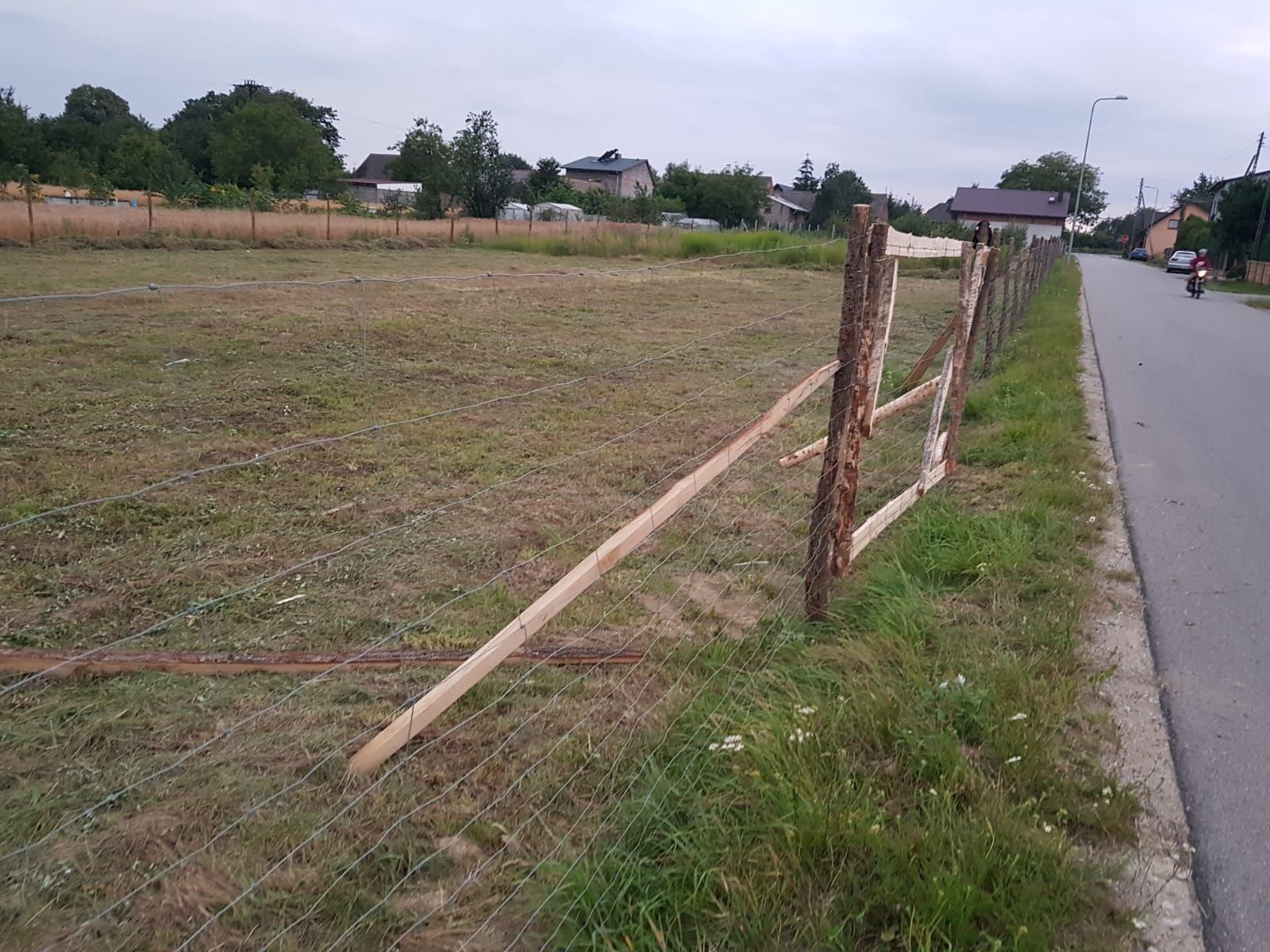 Działka z pozwoleniami i projektem