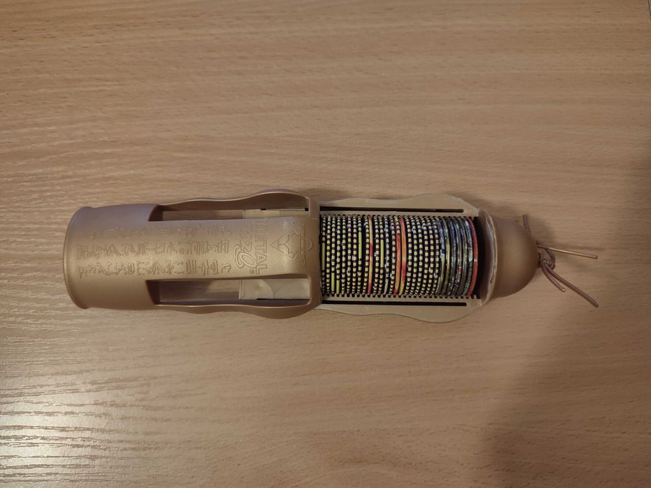 Sarkofag (futerał) YuGiOh oraz Yu-Gi-Oh METAL TAZO 29 sztuk