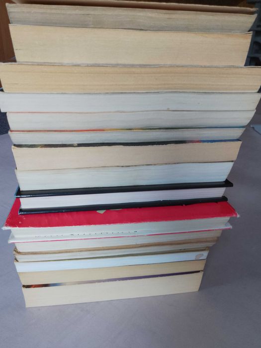 Zestaw  powieści, sensacja, thriller