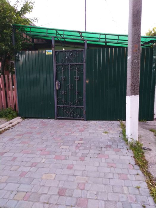 Без комісії. Можлива оренда на 1 міс. Всі зручності. Зупинка кін.мир.