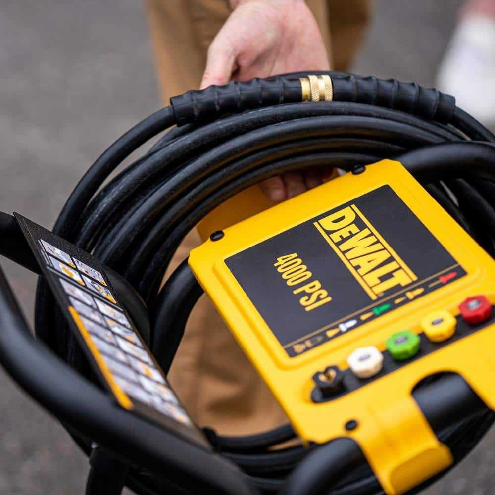 Myjka ciśnieniowa spalinowa DEWALT- HONDA GX 800 L/h 280 BAR gwar12mcy