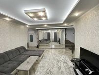 3-к квартира з дизайнерським ремонтом та меблями Озерна 
ID: 37662