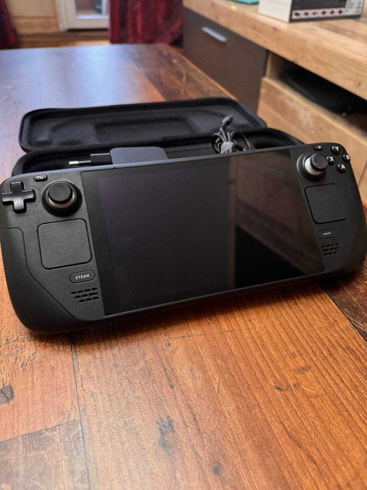 Продам Steam Deck 1tb идеальное состояние полный комплект