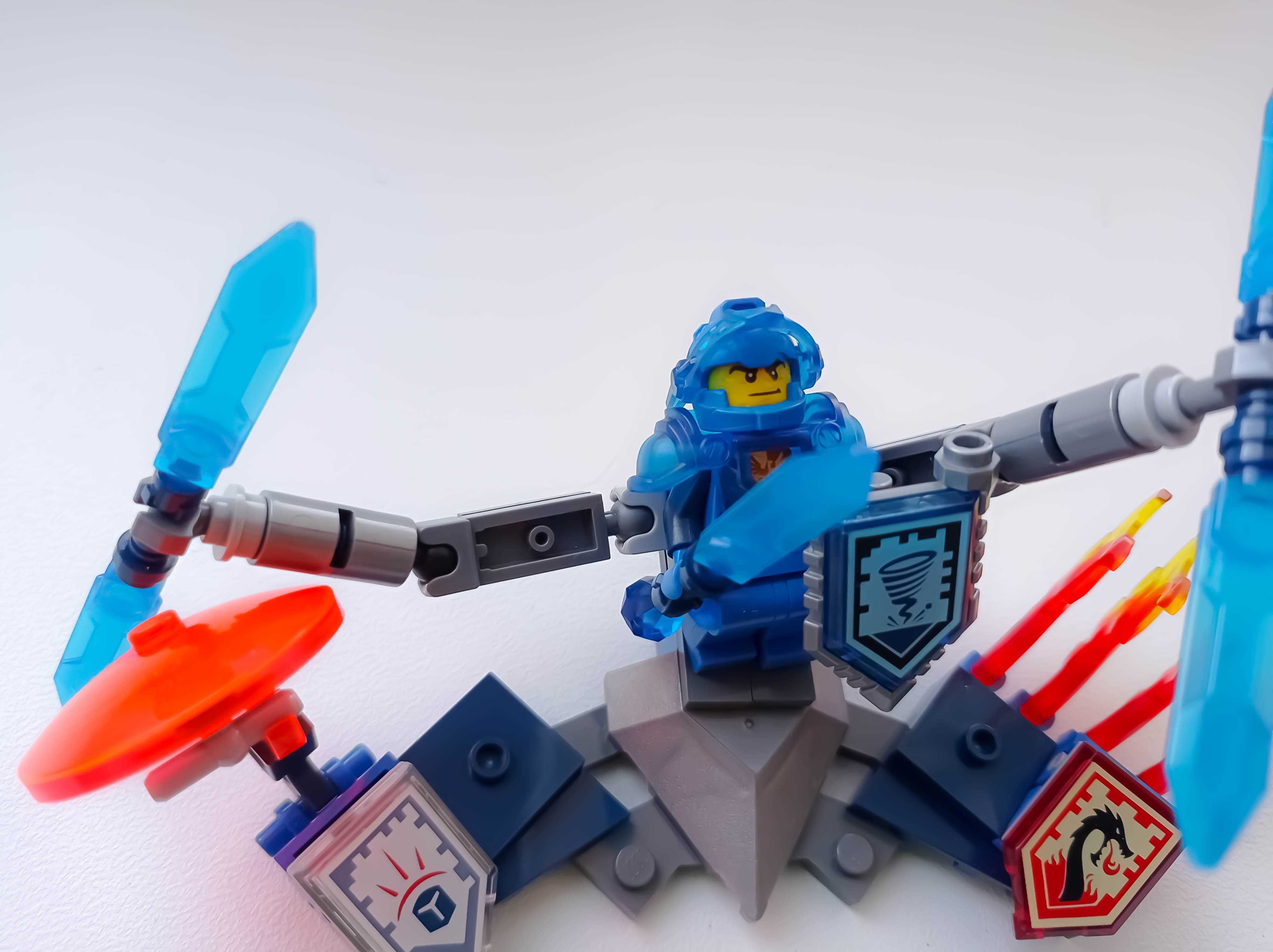 Zestaw LEGO 70330 Nexo Knights - Clay. Kompletny