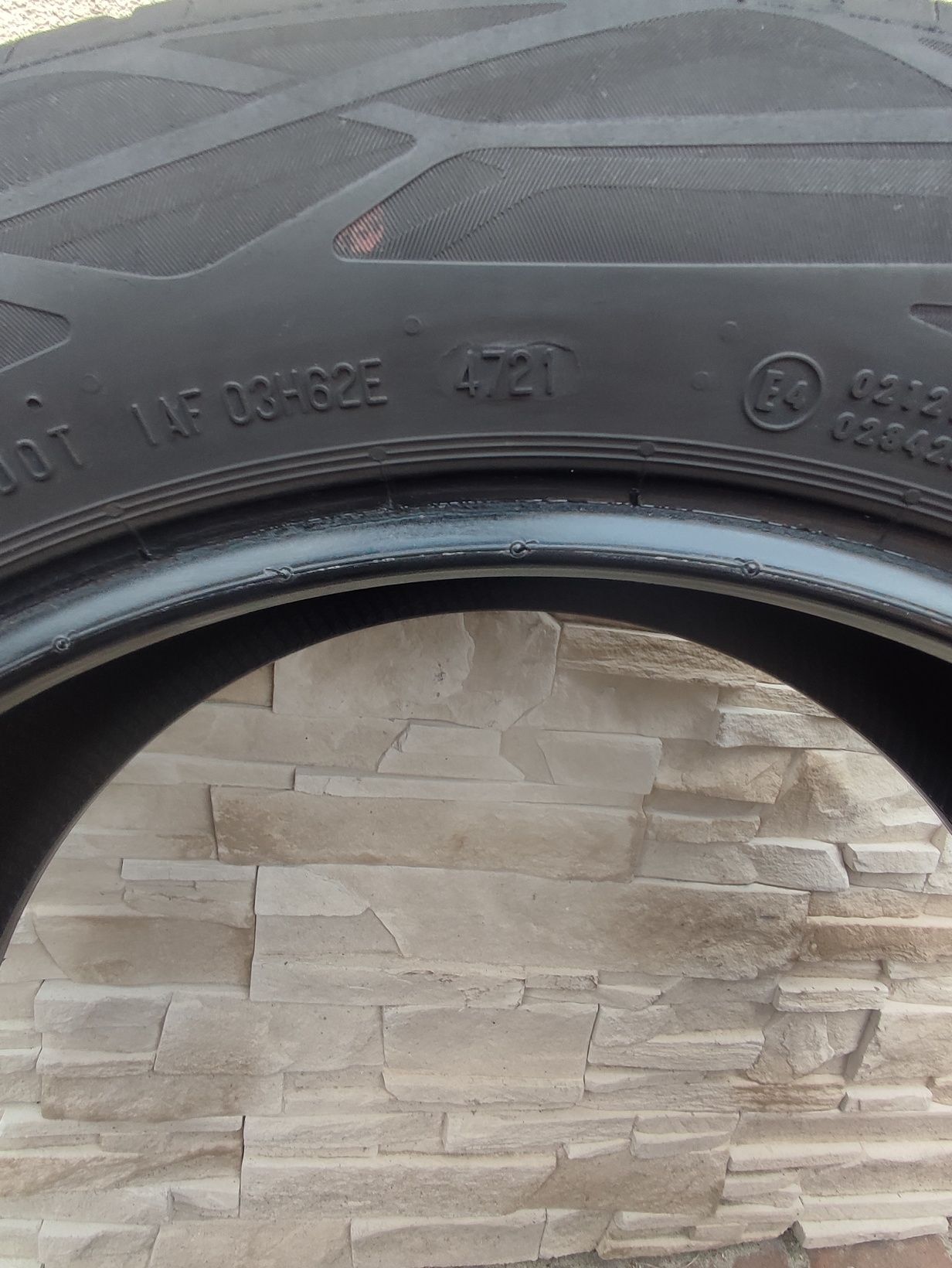 Opony Continental 235 55 r.18