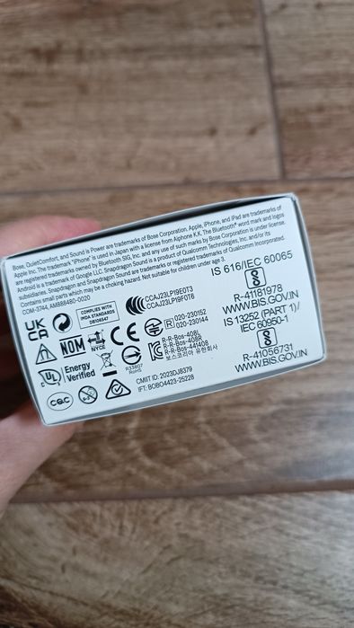 Bose quietcomfort ultra earbuds douszne słuchawki nowe