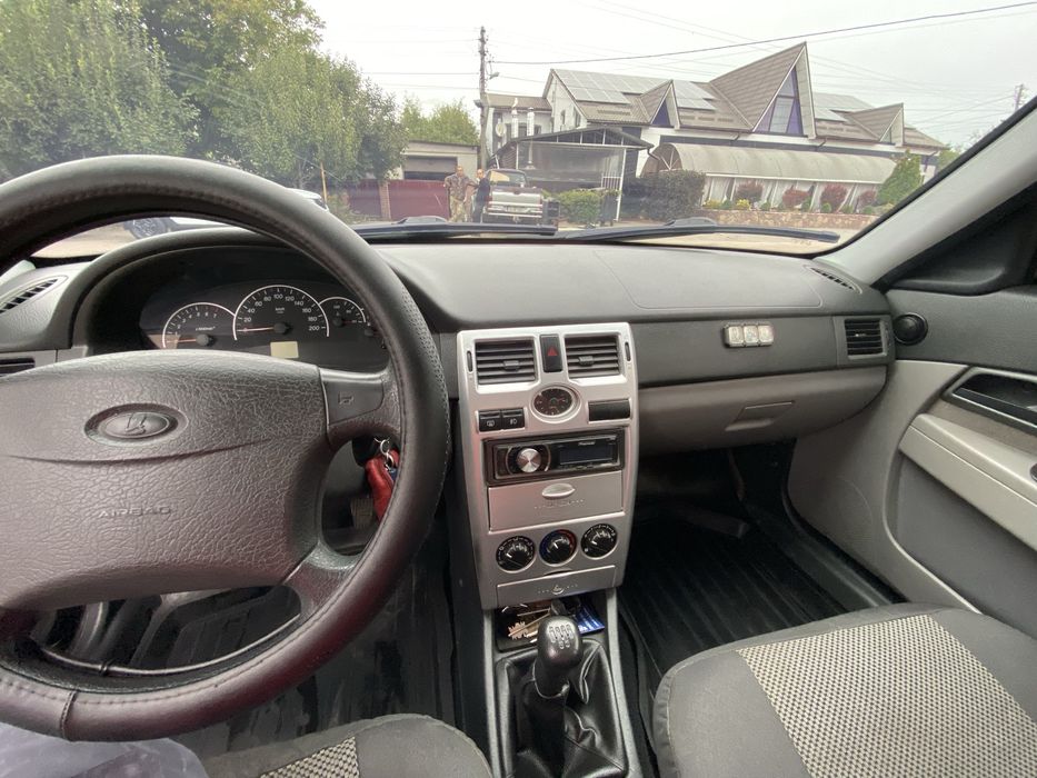Lada priora 2008р.