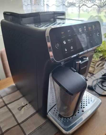 Ekspres Philips LatteGo 5400