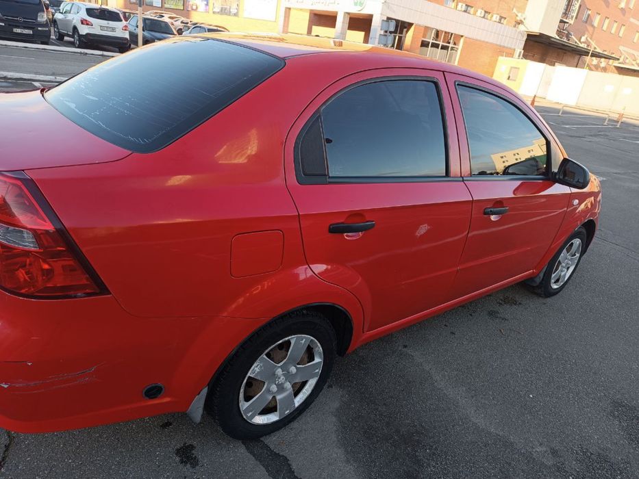 Продам автомобіль Chevrolet Aveo