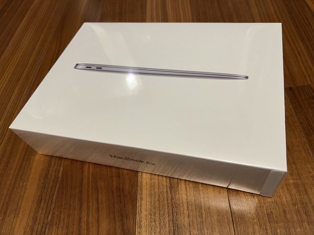 MacBook Air M1 (Nowy) 8/256