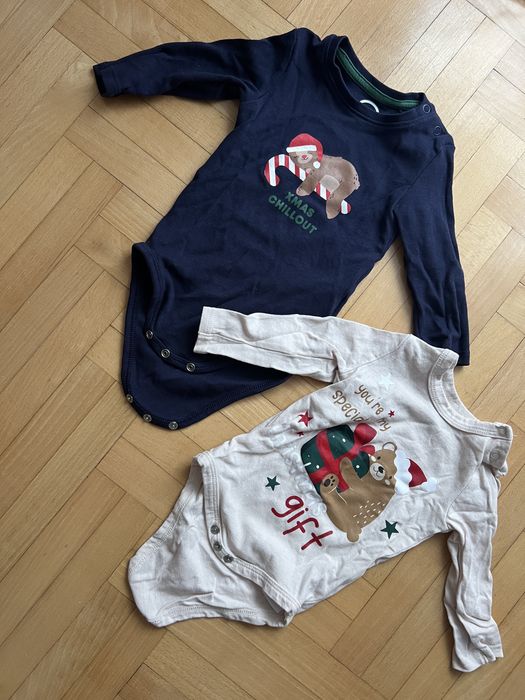 Dwa świąteczne body, rozmiar 68 stan idealny