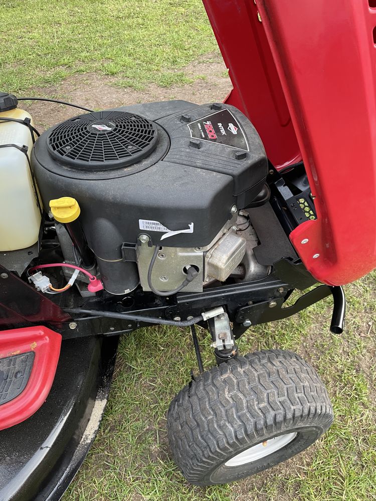Traktorek koszacy MTD LG200H 17kM 2 cylindry