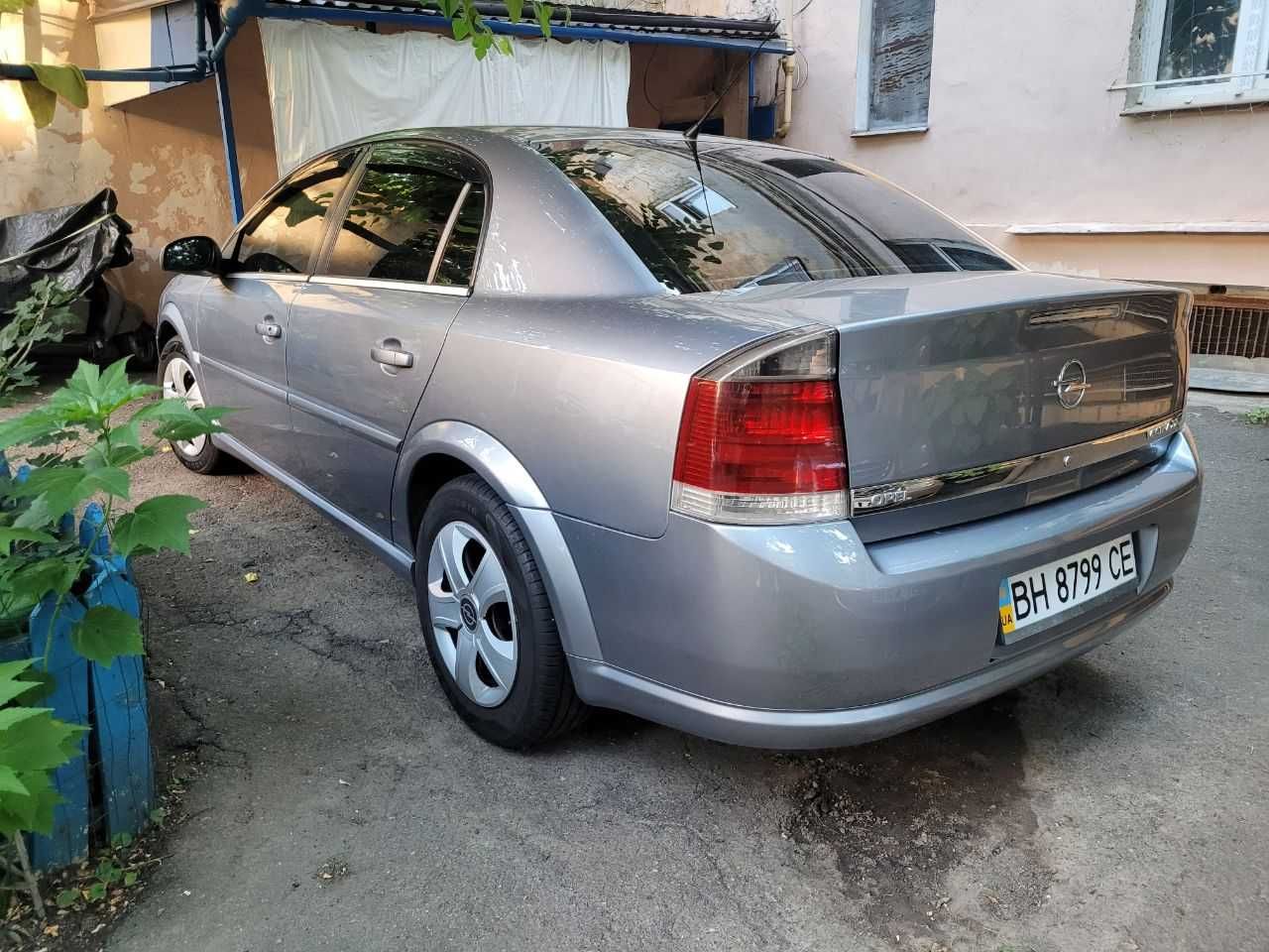 Продам Opel Vectra С 2.2 бензин
