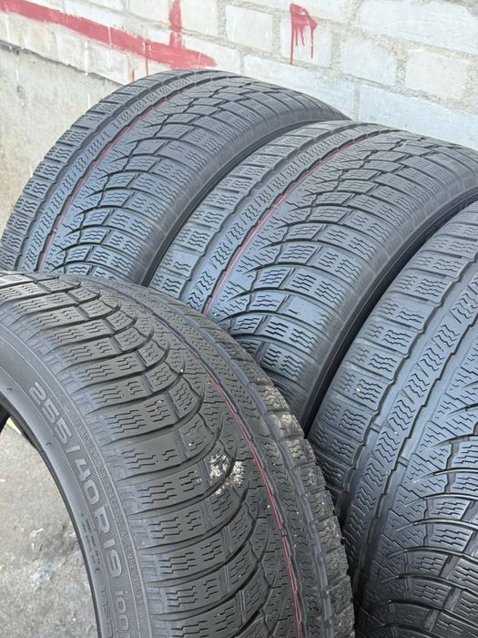 255/40R19 100V XL Nokian WRa4 Зимові шини з Німеччини !