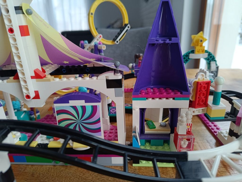 LEGO Friends 41685 Magiczne Wesołe Miasteczko