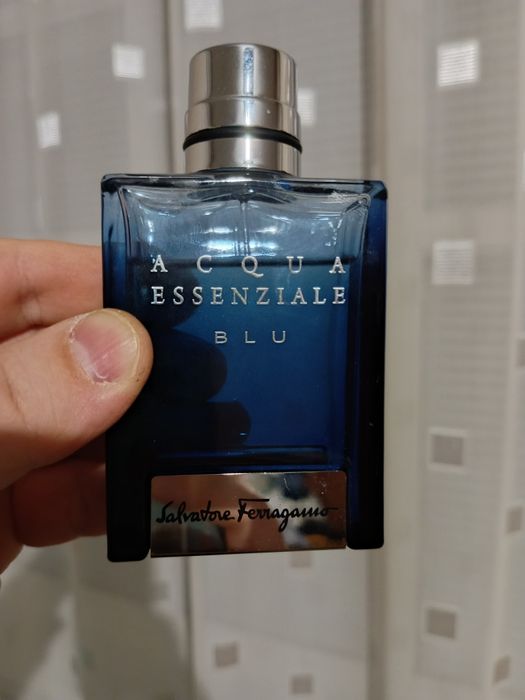 Туалетная вода Salvatore Ferragamo Acqua essenziale Blu