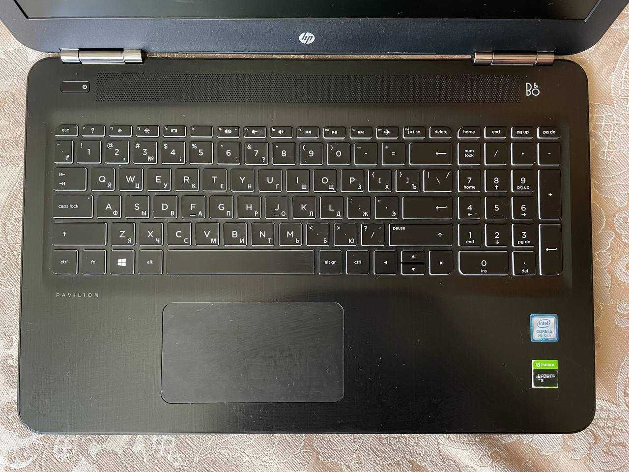 Ноутбук HP Pavilion 15-bc504ur