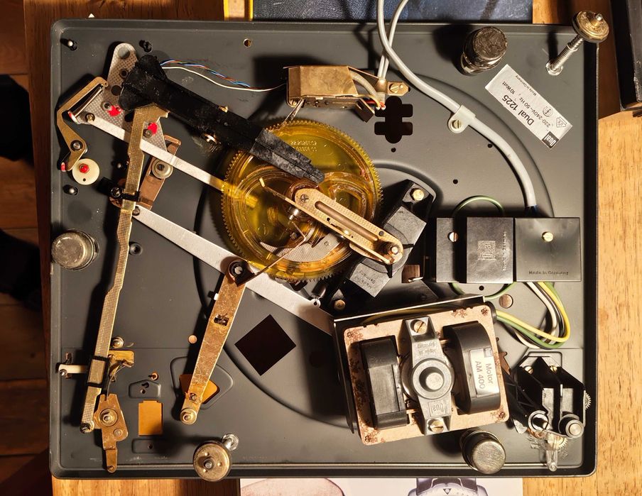 Giradiscos Dual 1225 automático e em óptimo estado original!